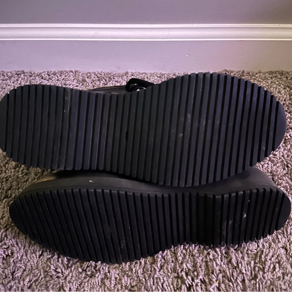 Steve Madden Farley Combat boot, 7, distressed black - Picture 9 of 13